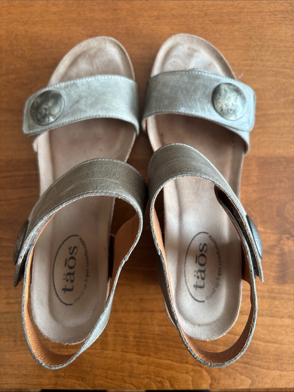 Taos Women's Gray Slingback Slide Sandals